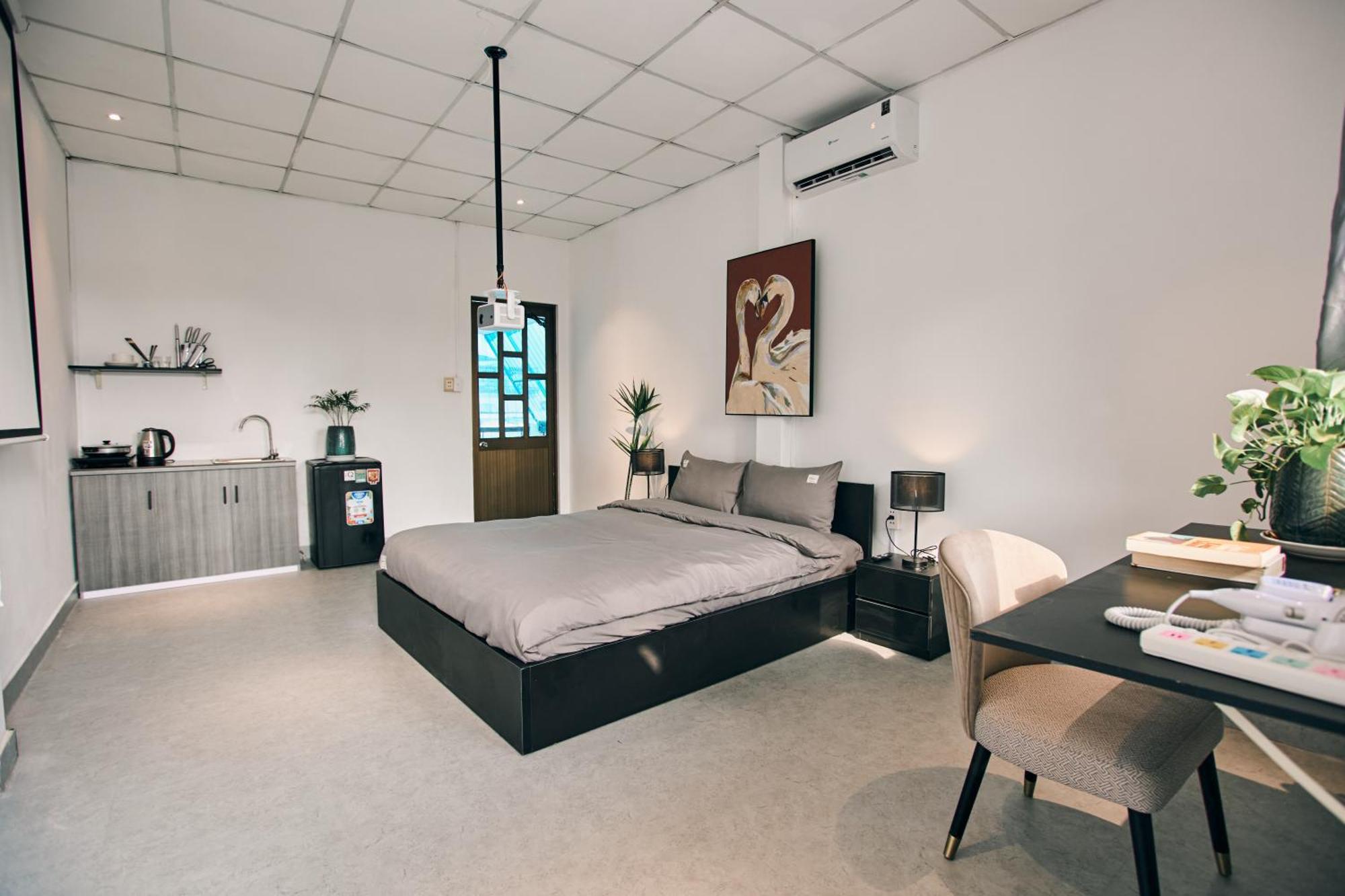 Hotel Mg Pink Church
